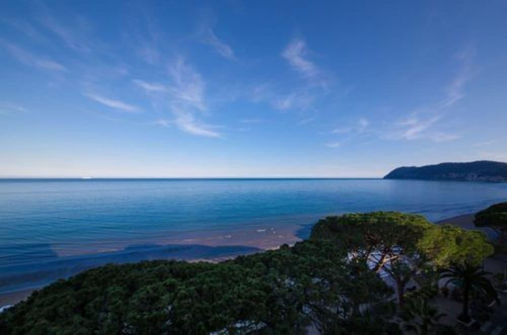 Grand Hotel Spiaggia Αλάσιο Εξωτερικό φωτογραφία