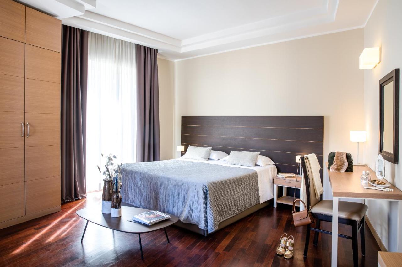 Grand Hotel Spiaggia Αλάσιο Εξωτερικό φωτογραφία