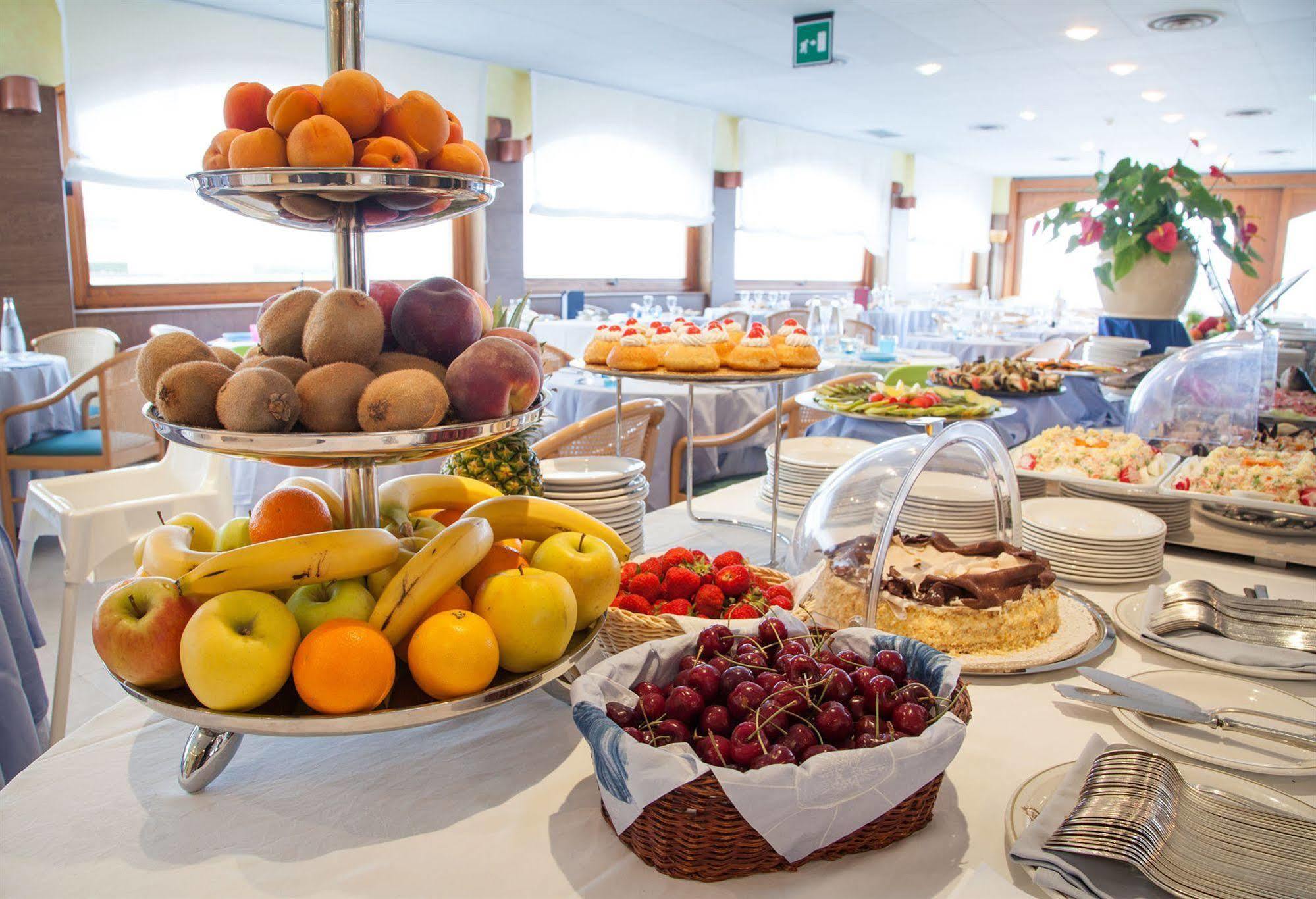 Grand Hotel Spiaggia Αλάσιο Εξωτερικό φωτογραφία